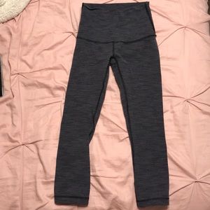 Lululemon high-waited cropped leggings